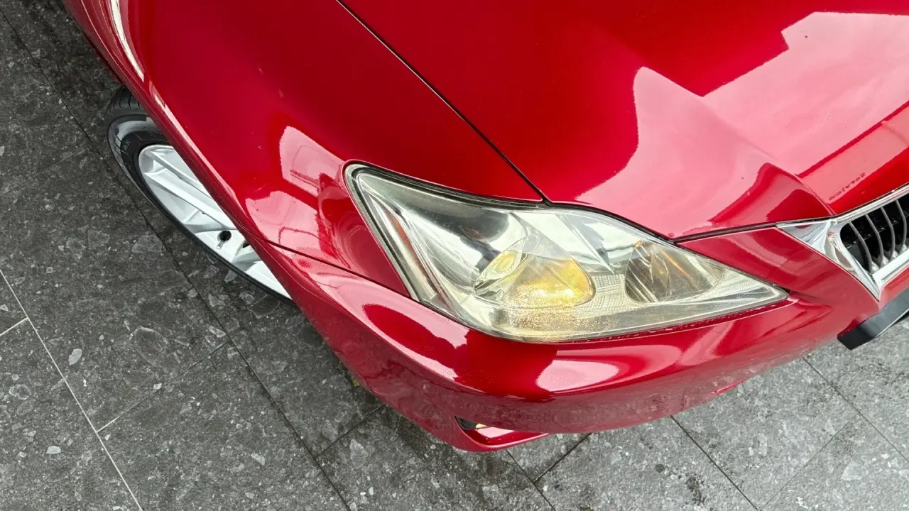 2011 Lexus IS250 Gallery Image 3