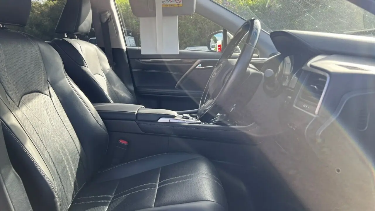 2018 Lexus RX450hL Image 15