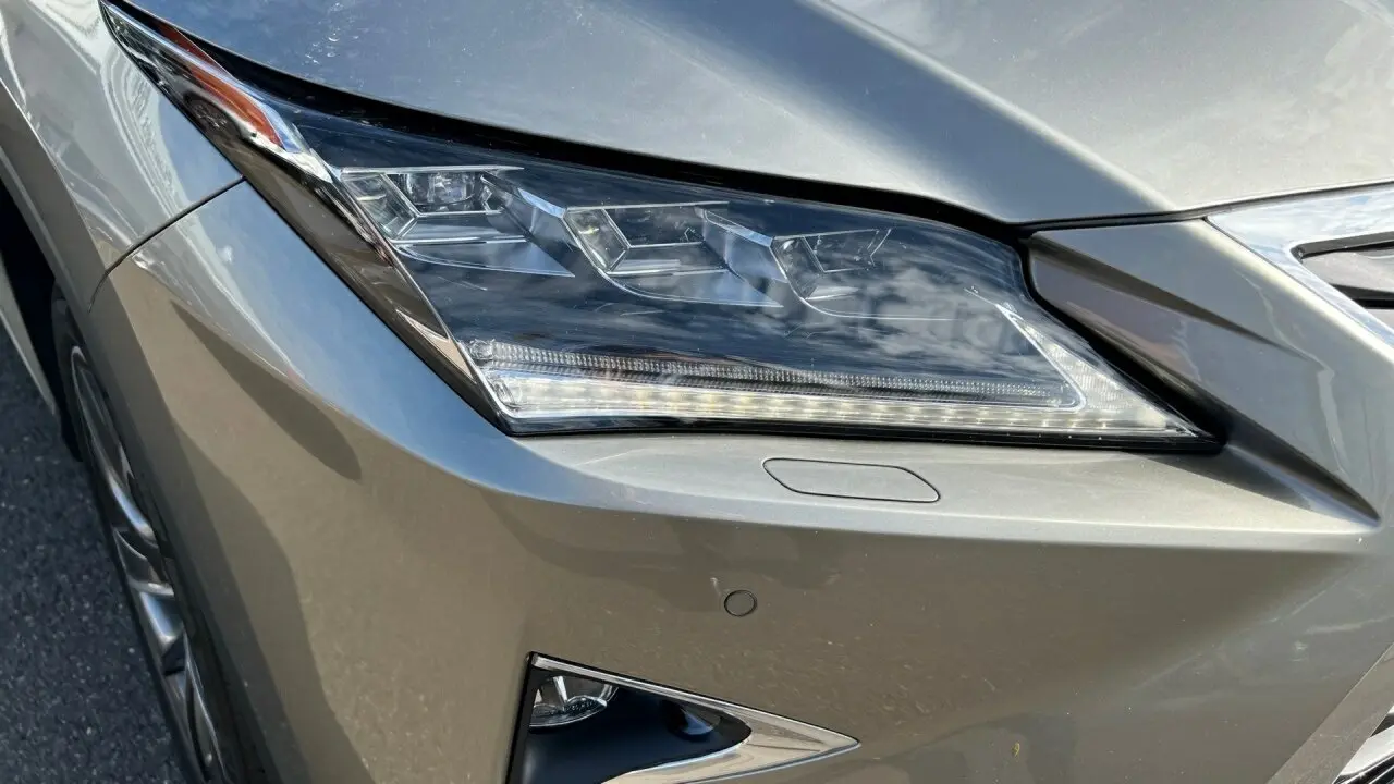 2018 Lexus RX450hL Image 2