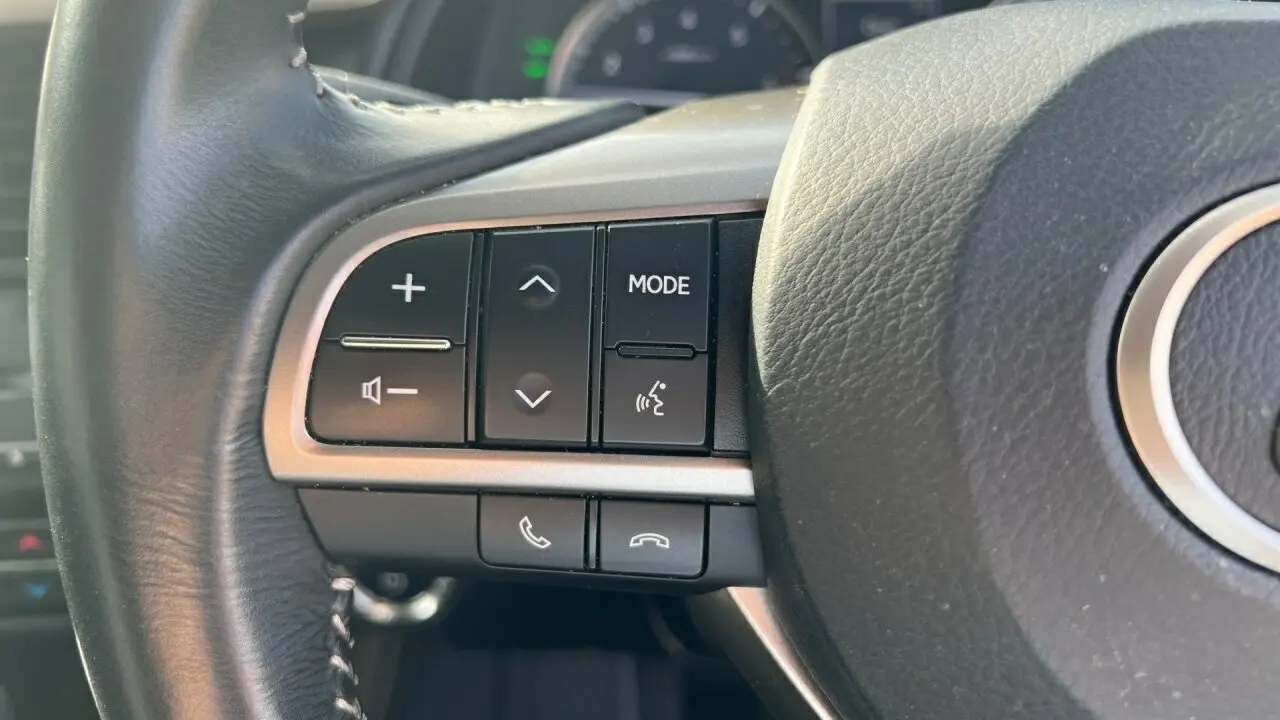 2018 Lexus RX450hL Image 20
