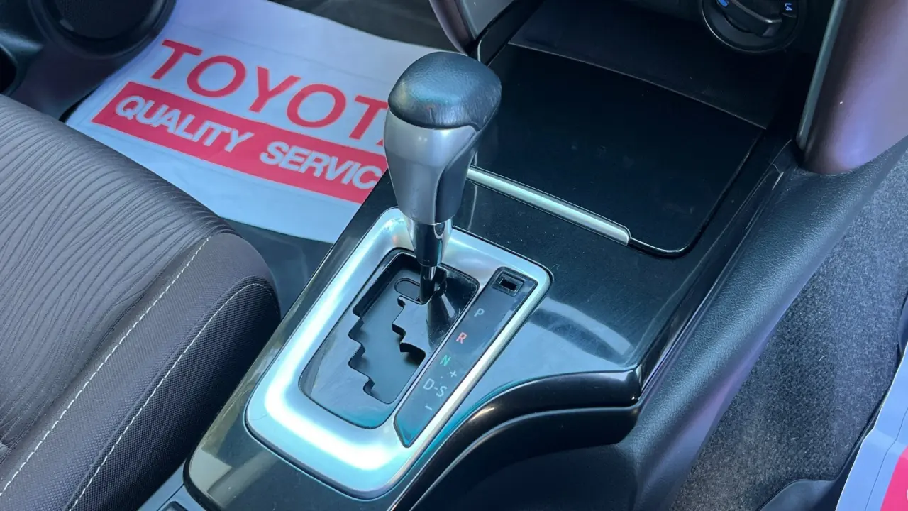 2017 Toyota Fortuner Image 11