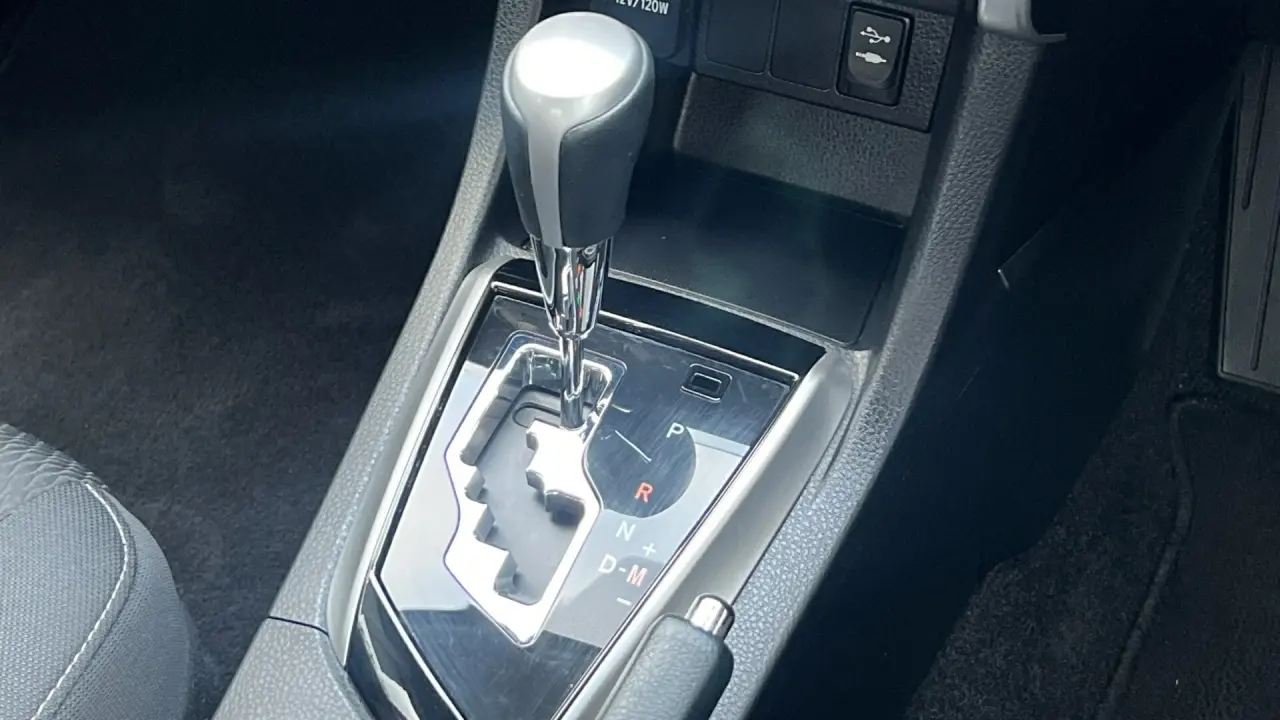 2018 Toyota Corolla Image 16