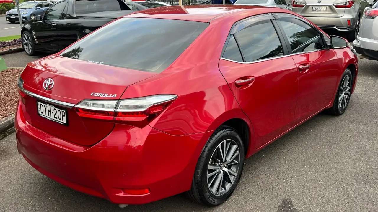 2018 Toyota Corolla Image 4