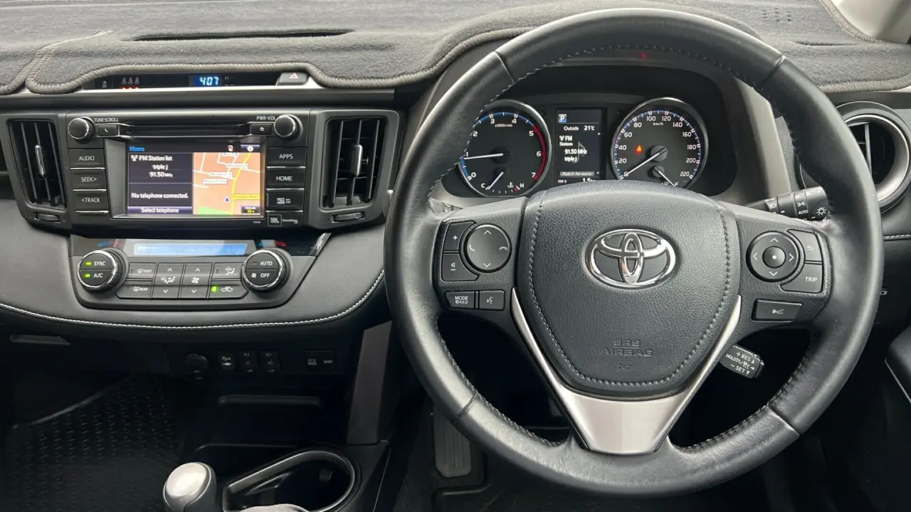 2016 Toyota RAV4 Image 9