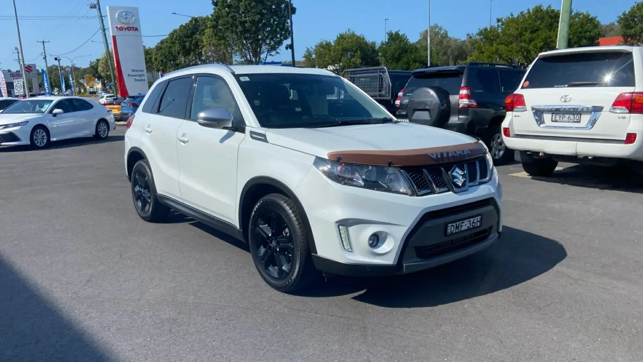 2017 SUZUKI VITARA Image 1