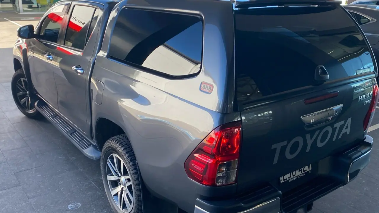 2019 Toyota Hilux Image 3