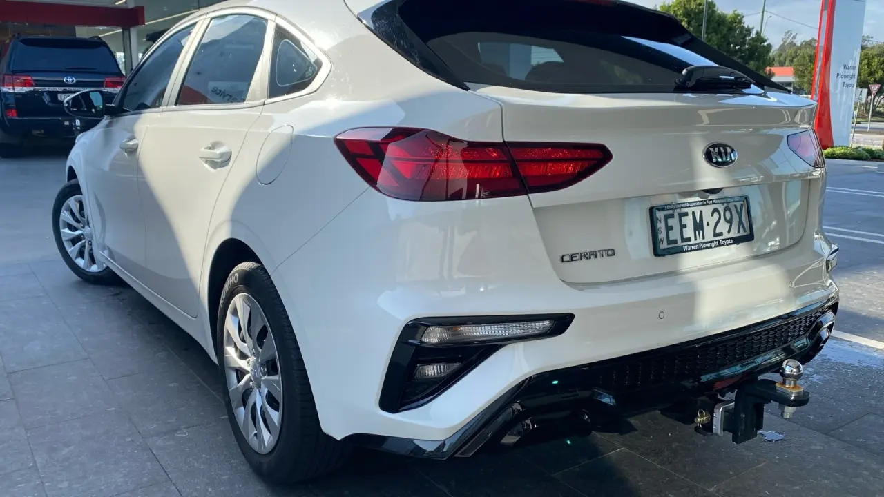 2019 KIA CERATO Image 4