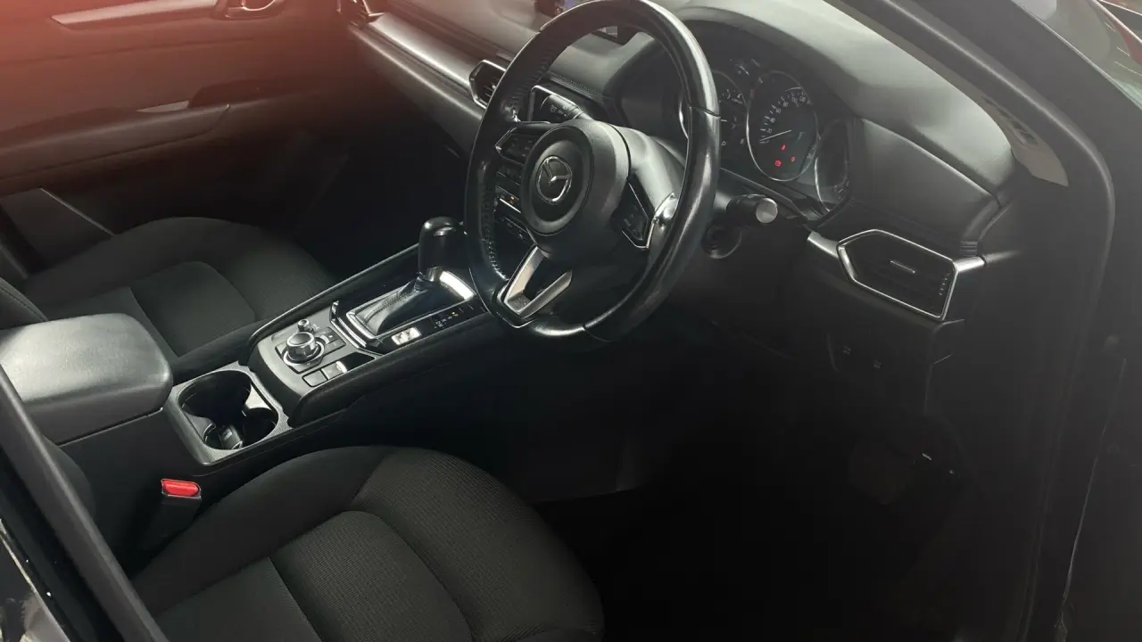 2017 MAZDA CX-5 Image 14