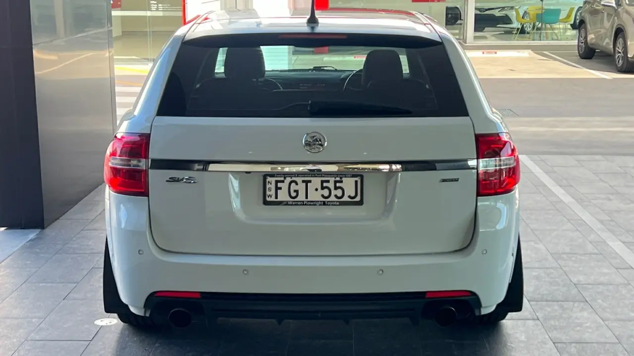 2017 HOLDEN COMMODORE Image 5