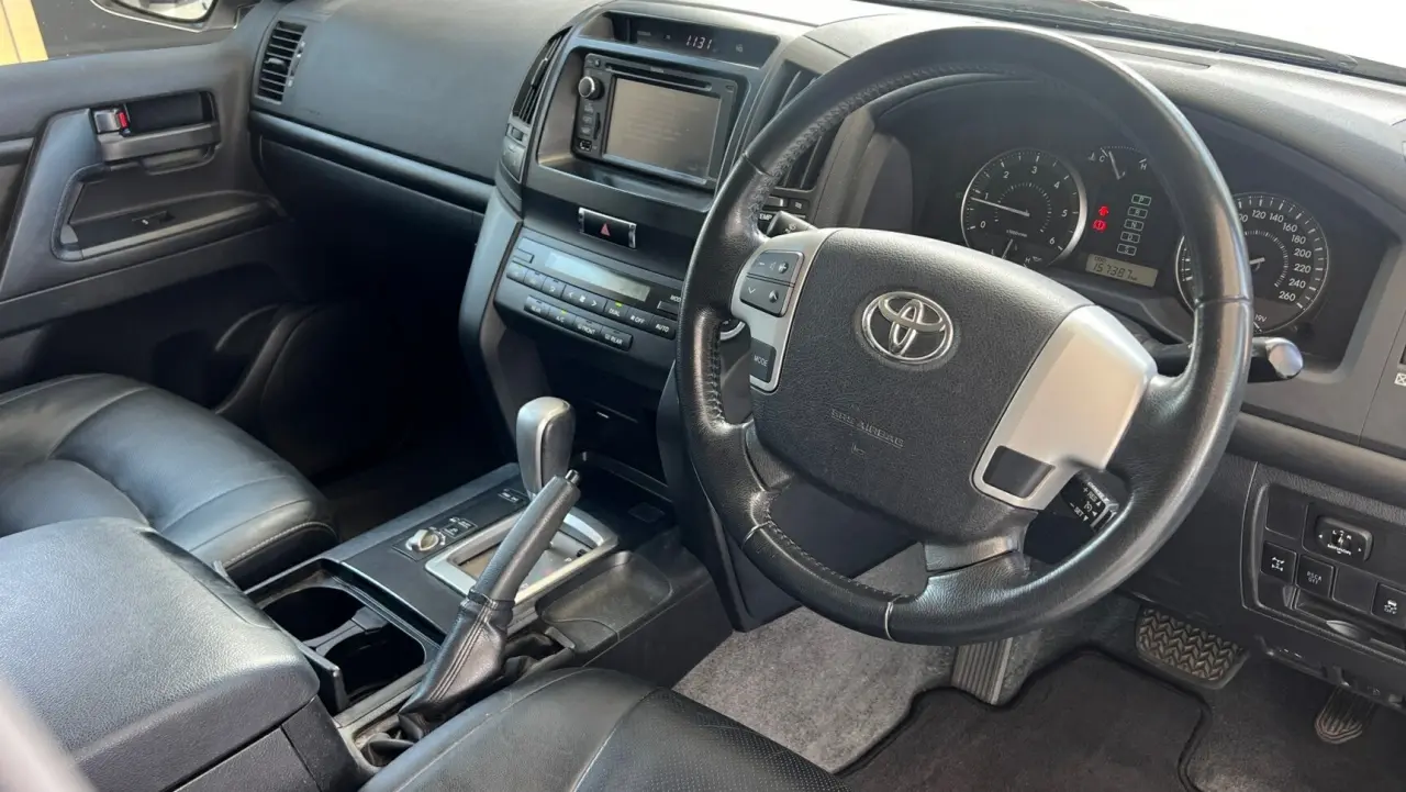 2014 Toyota Landcruiser Gallery Image 9