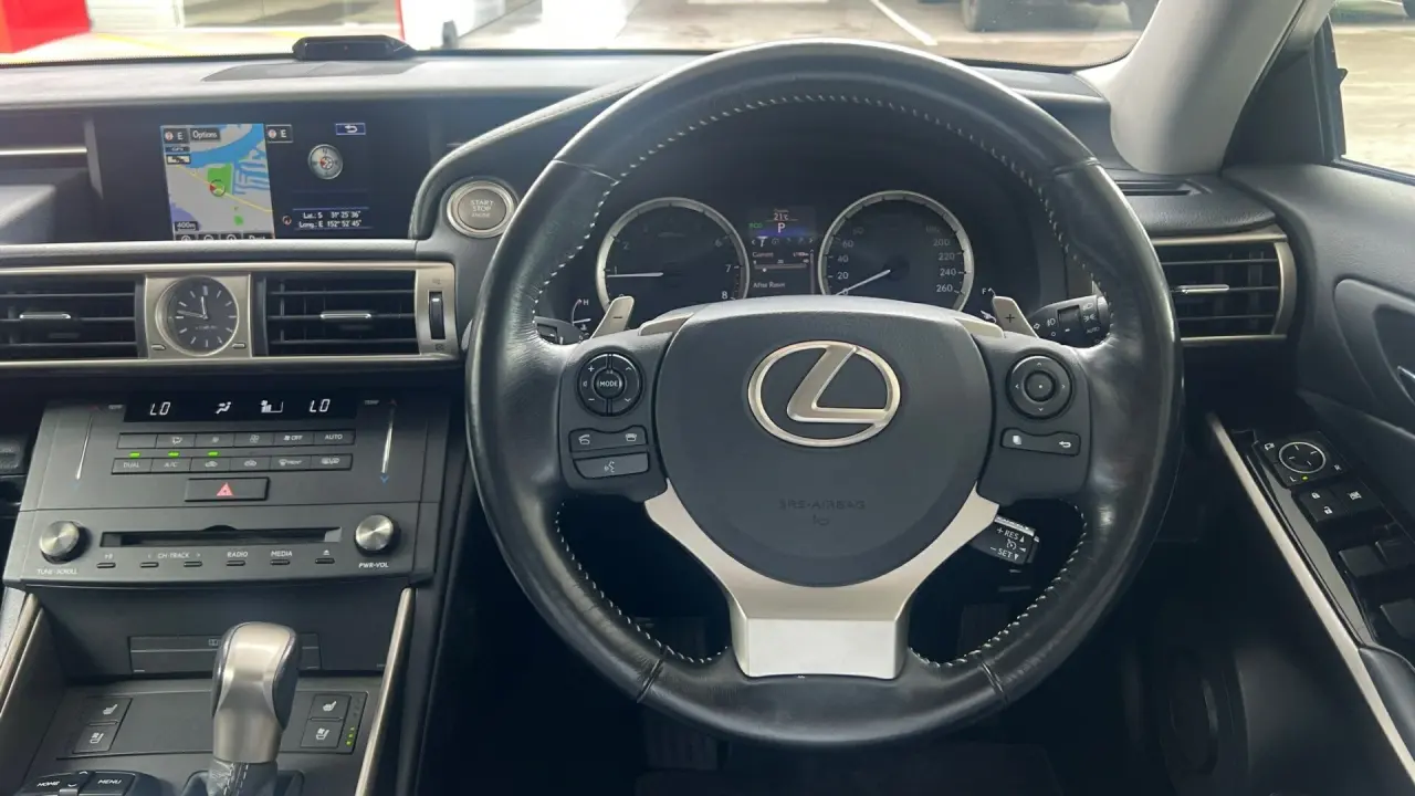 2015 Lexus Is250 Gallery Image 10