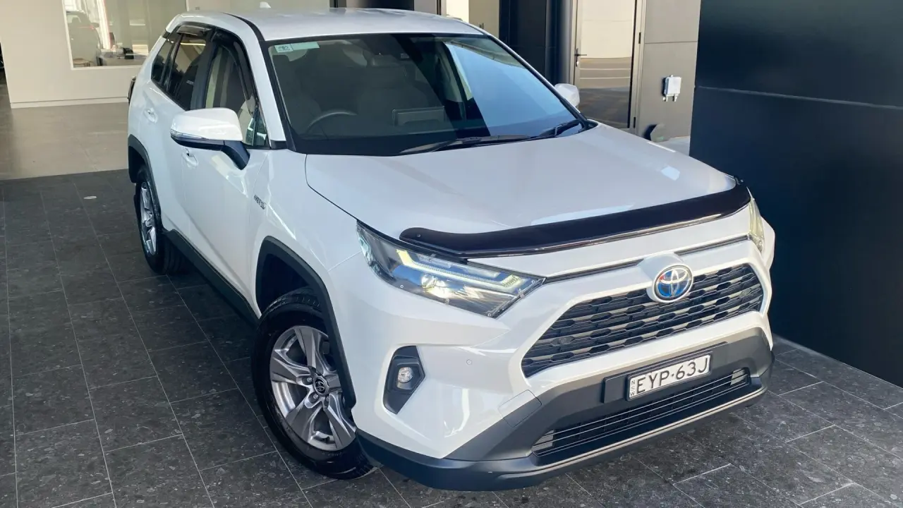 2023 Toyota Rav4 Hybrid Gallery Image 1