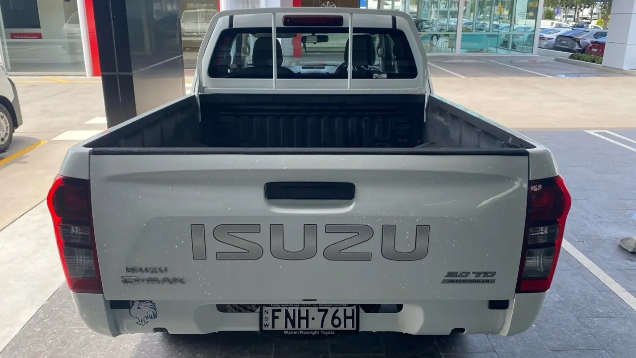 2017 Isuzu D-Max Gallery Image 7