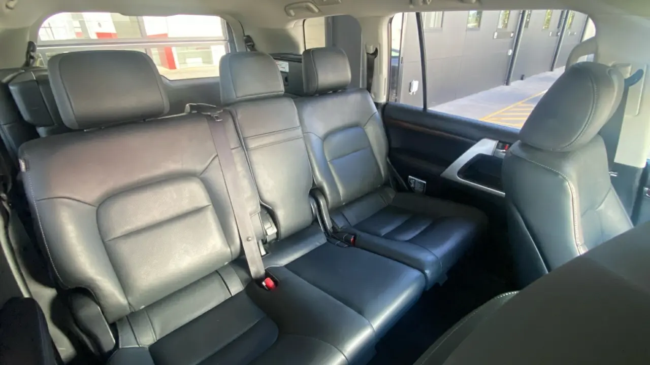 2019 Toyota Landcruiser Gallery Image 12