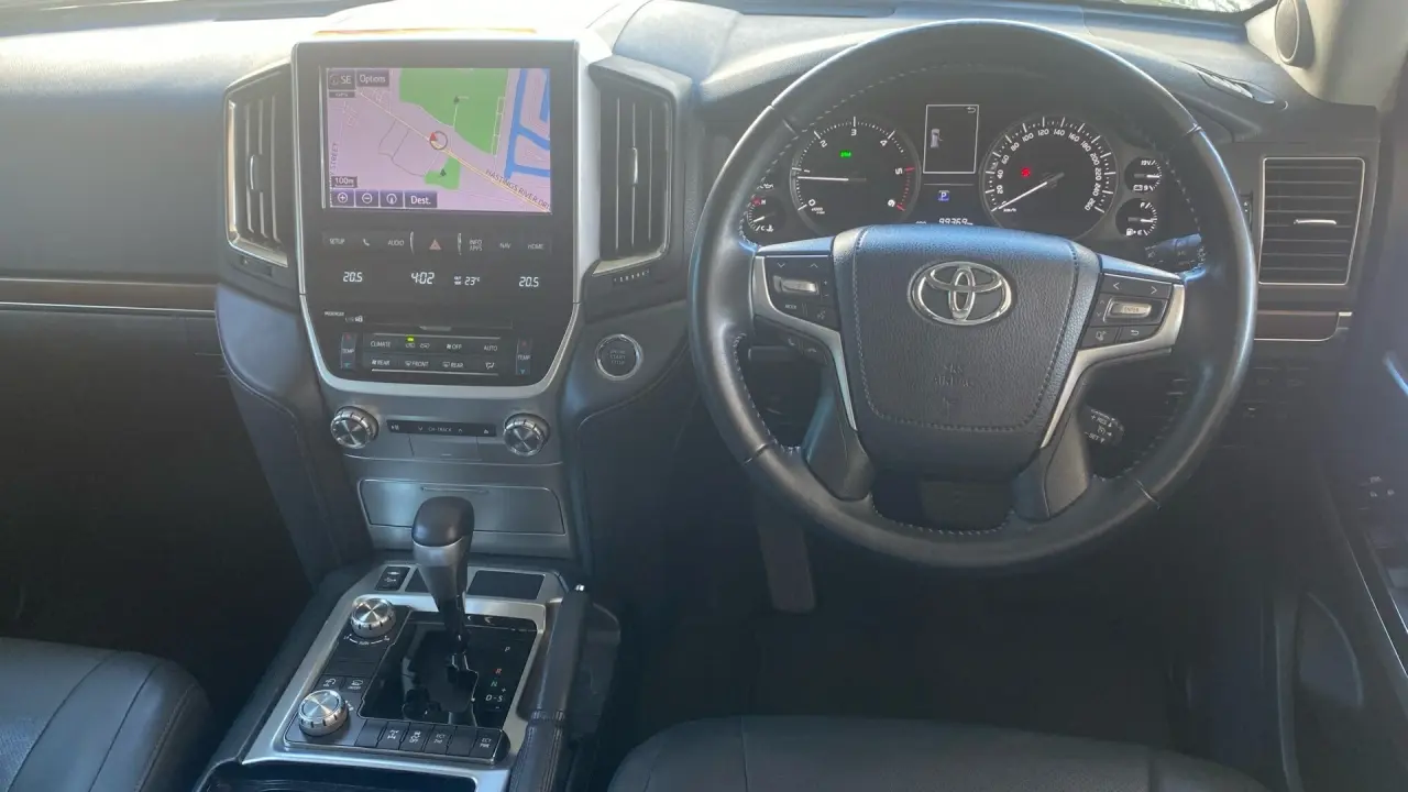 2019 Toyota Landcruiser Gallery Image 13