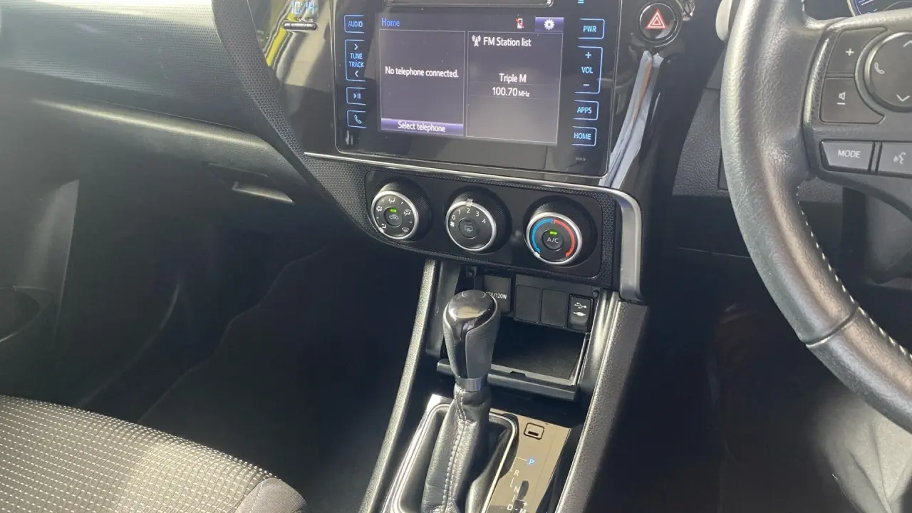 2016 Toyota Corolla Gallery Image 14