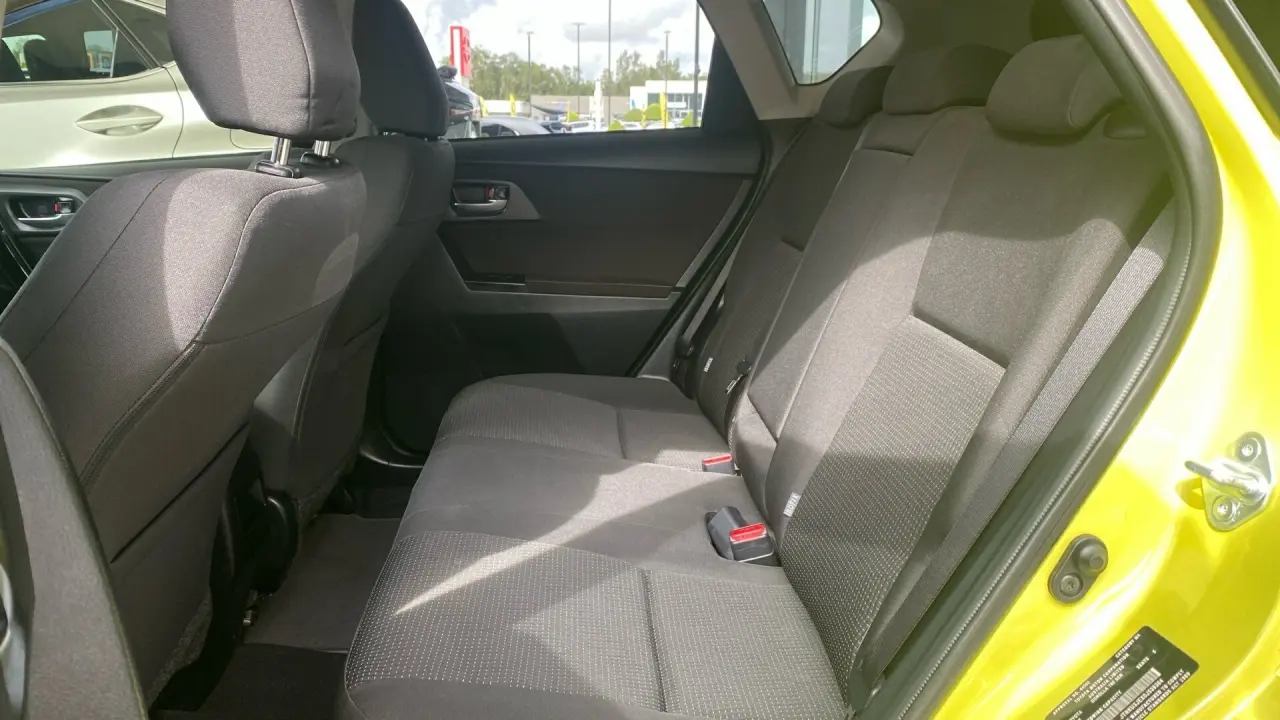 2016 Toyota Corolla Gallery Image 21