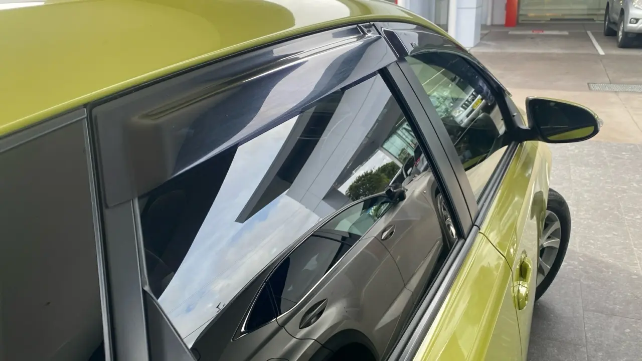 2016 Toyota Corolla Gallery Image 9