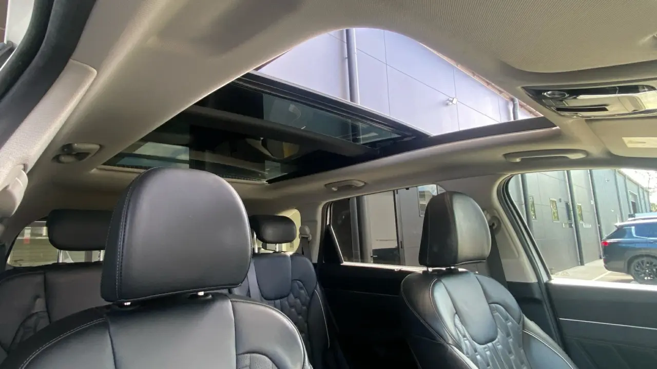2021 KIA SORENTO Gallery Image 14