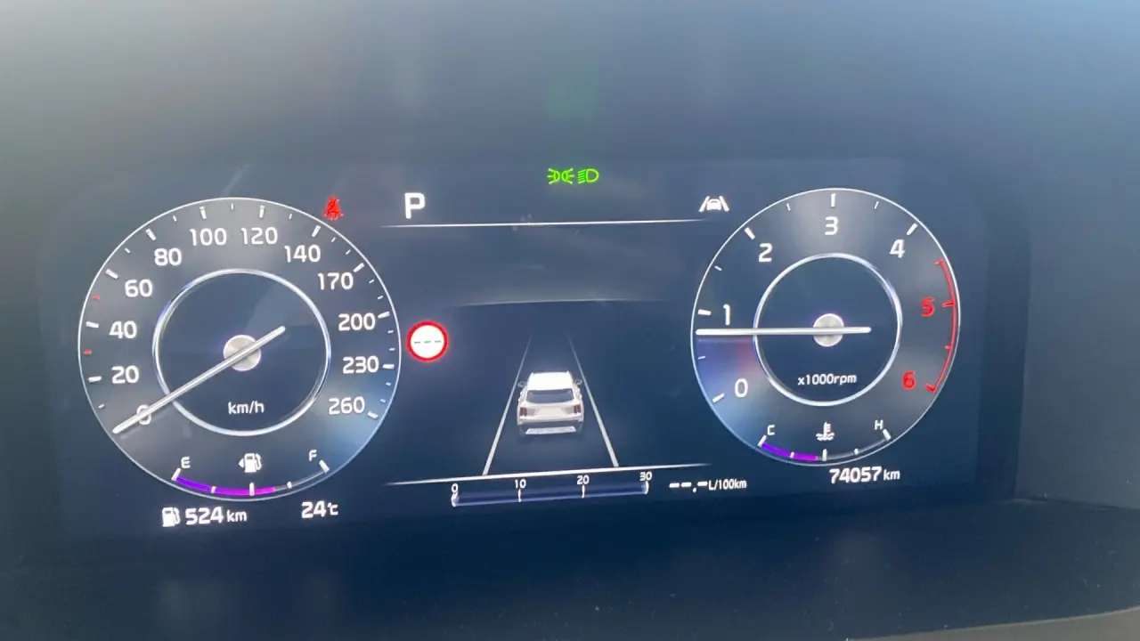 2021 KIA SORENTO Gallery Image 15