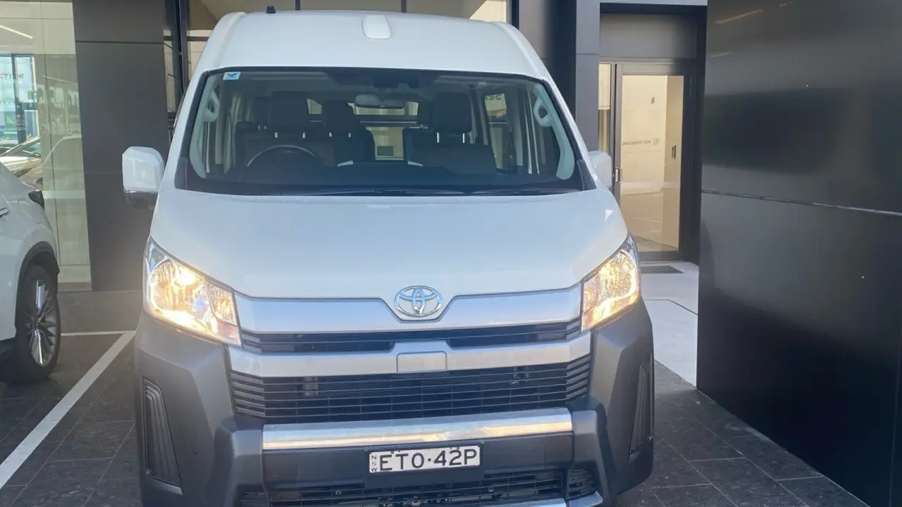2021 Toyota Hiace Gallery Image 2
