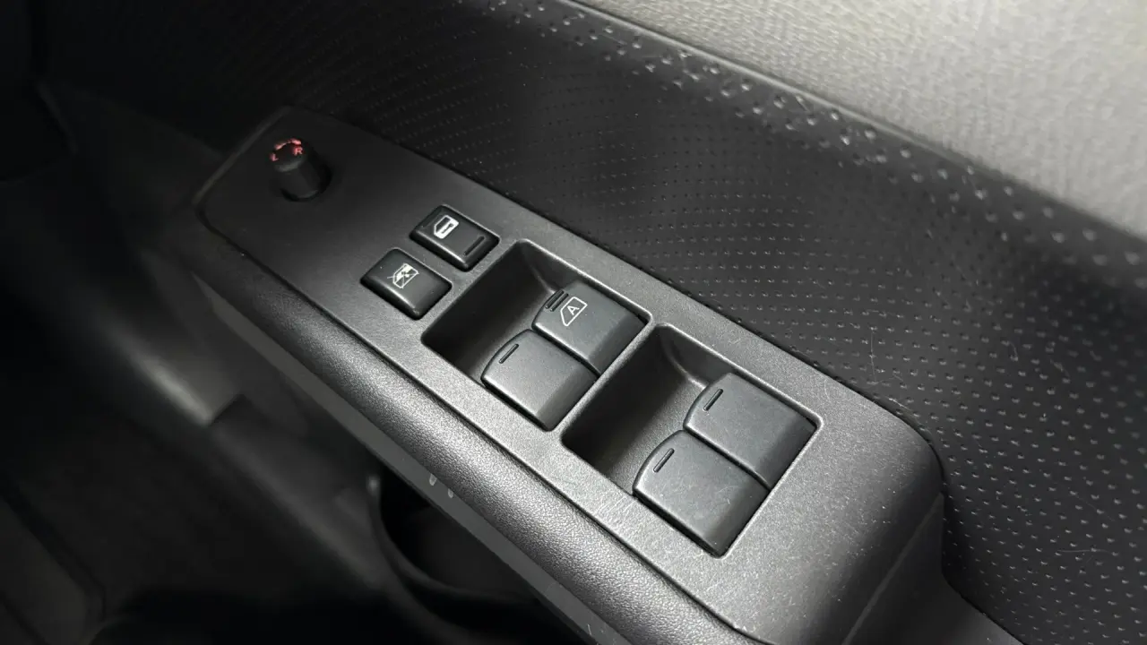 2008 NISSAN X-TRAIL Gallery Image 16