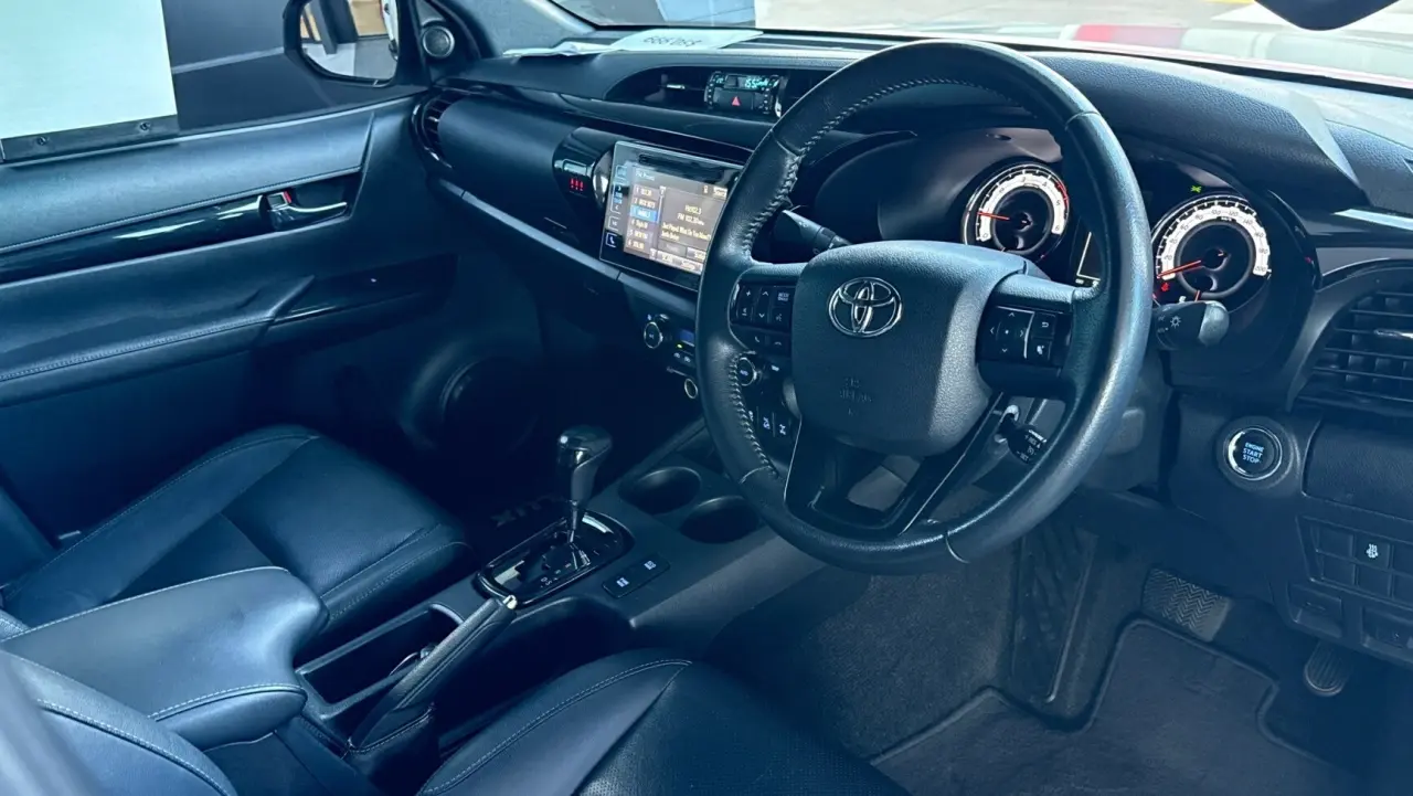2018 Toyota Hilux Gallery Image 10