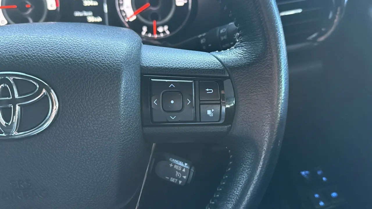 2018 Toyota Hilux Gallery Image 13