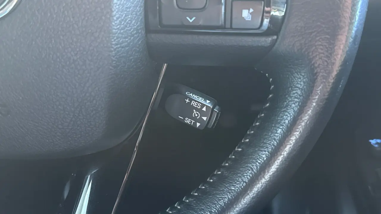 2018 Toyota Hilux Gallery Image 14