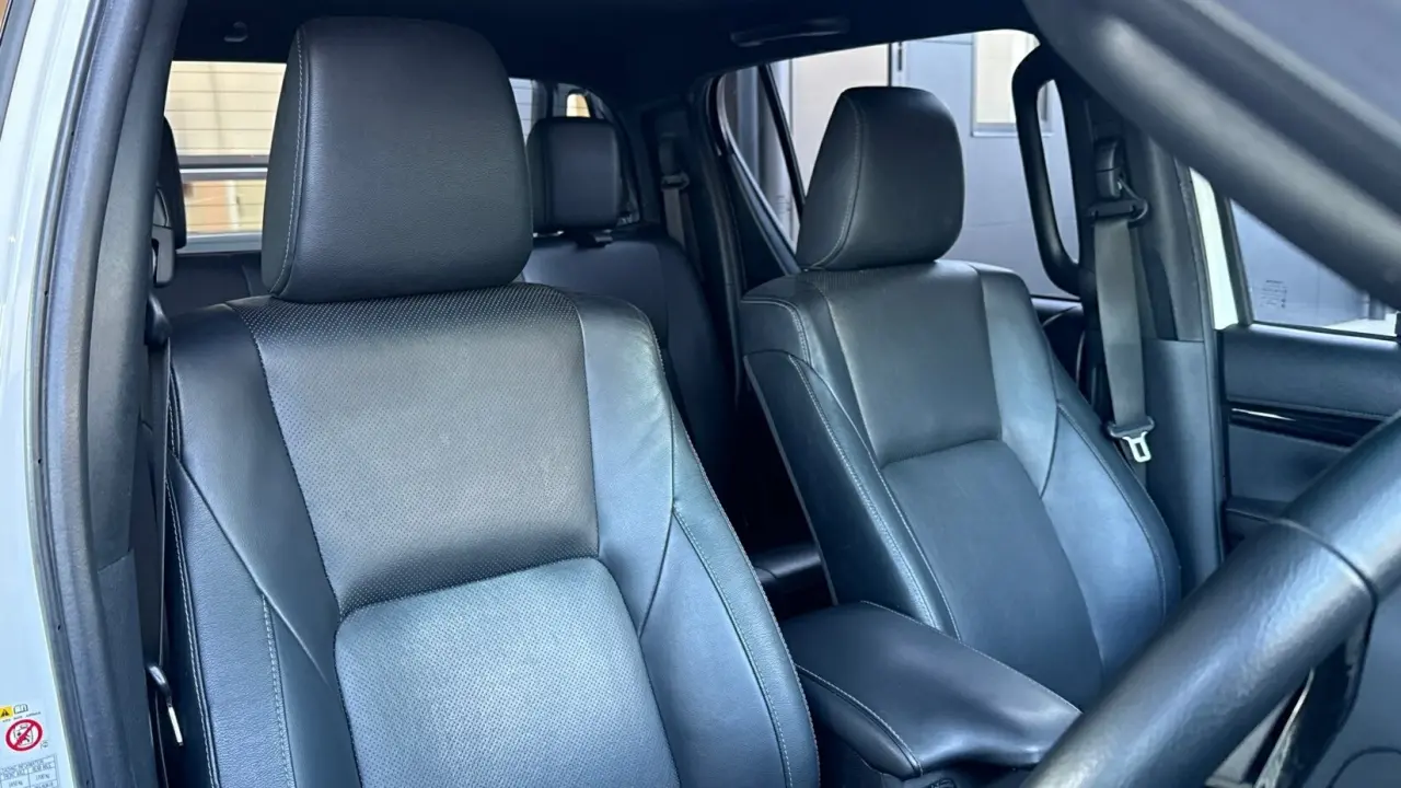 2018 Toyota Hilux Gallery Image 9