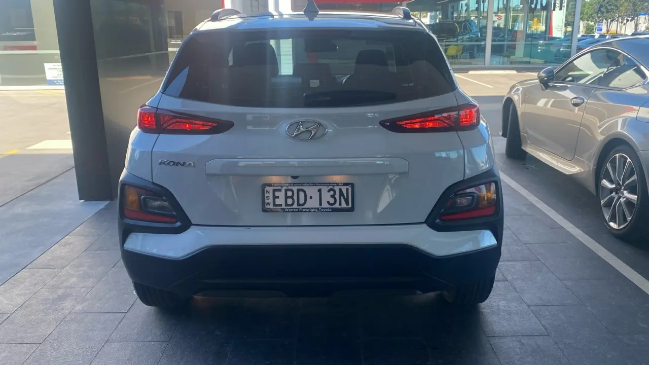 2019 HYUNDAI KONA Gallery Image 7