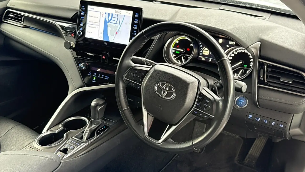 2021 Toyota Camry Hybrid Gallery Image 8
