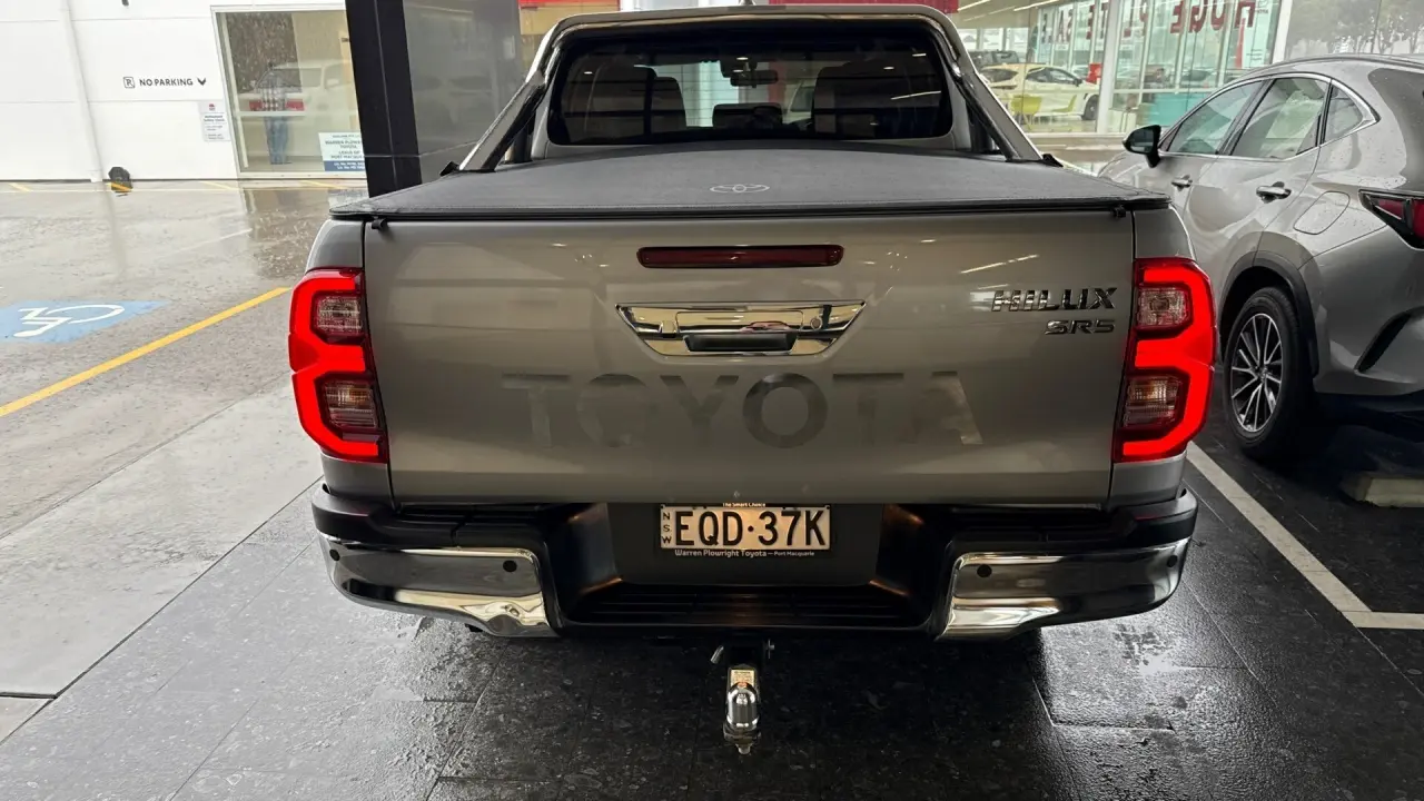 2021 Toyota Hilux Gallery Image 5