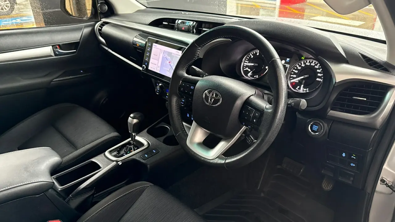 2021 Toyota Hilux Gallery Image 7