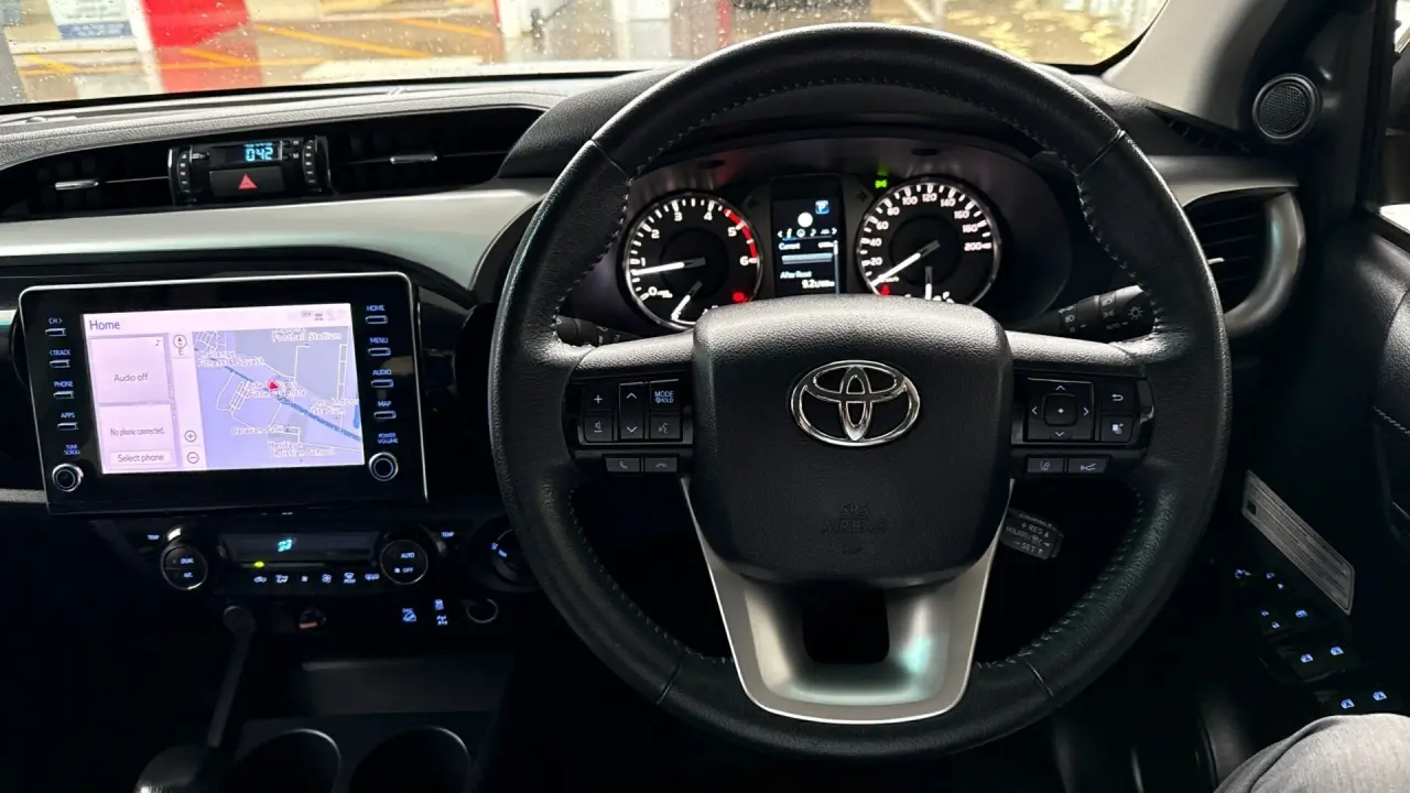 2021 Toyota Hilux Gallery Image 8