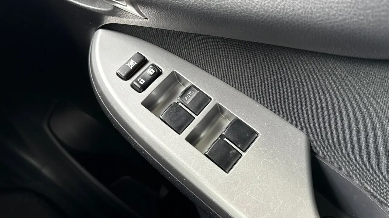 2011 Toyota Corolla Gallery Image 16