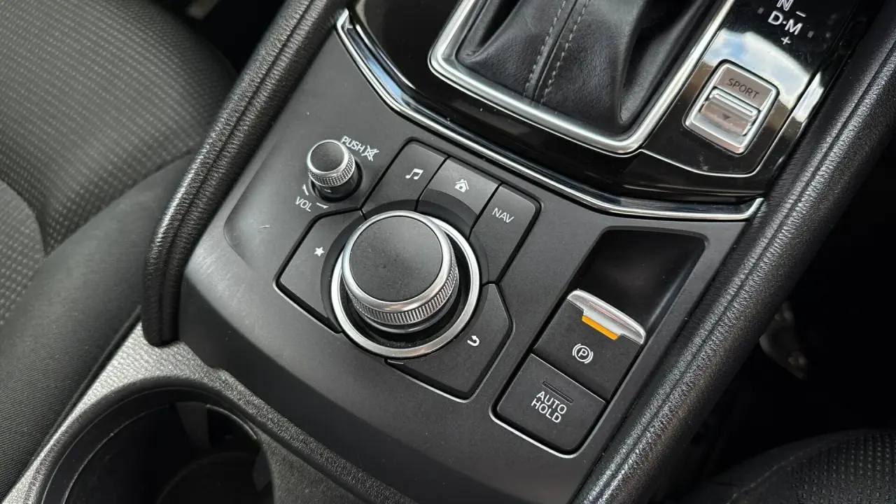 2019 MAZDA CX-5 Gallery Image 18