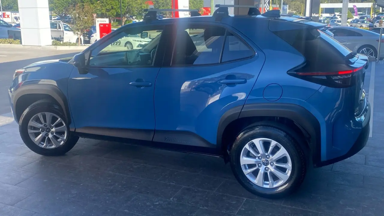 2021 Toyota Yaris Cross Gallery Image 4