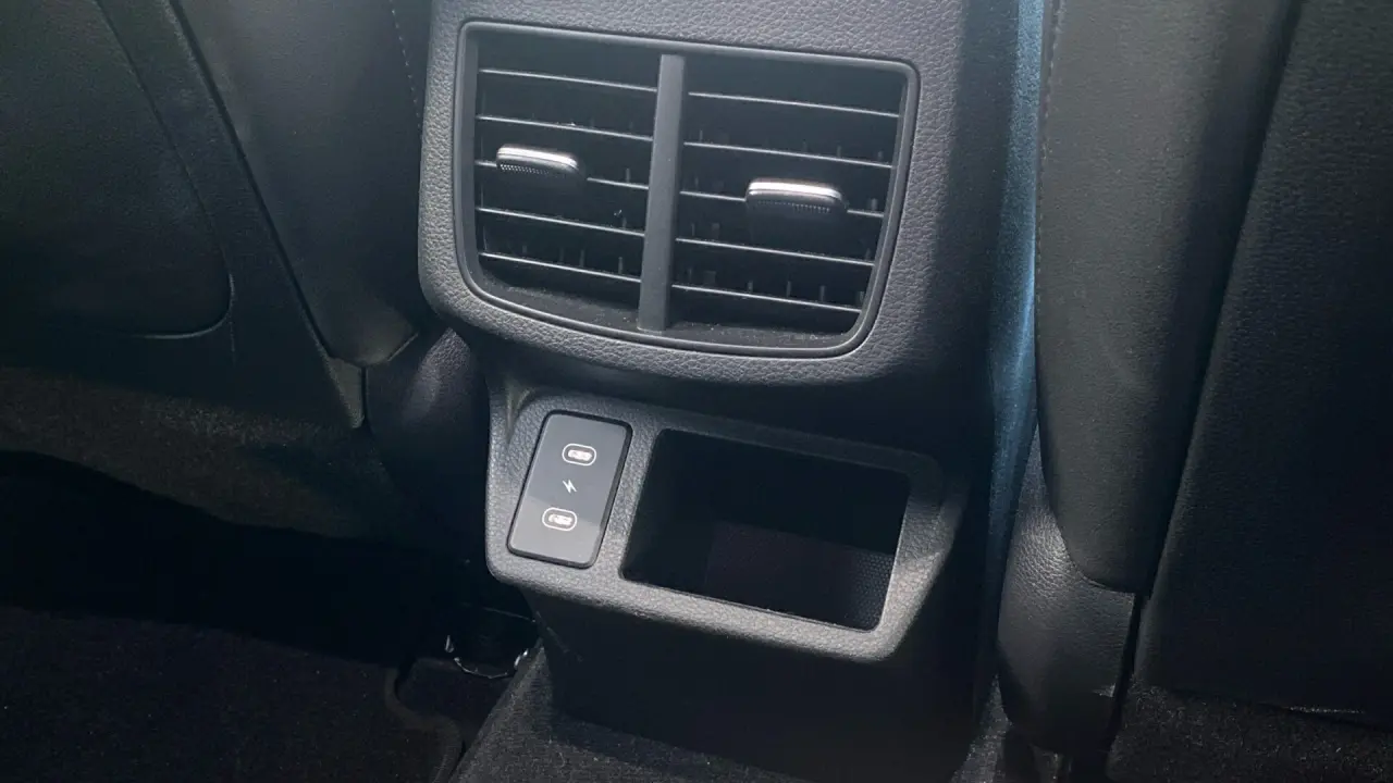 2023 KIA SELTOS Gallery Image 20