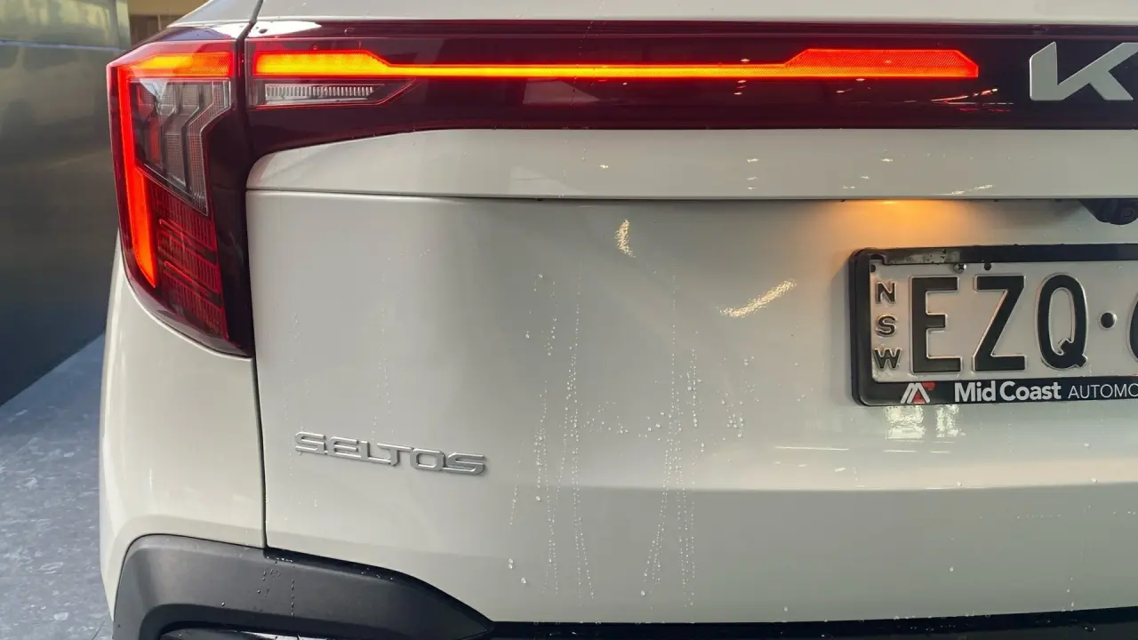 2023 KIA SELTOS Gallery Image 8