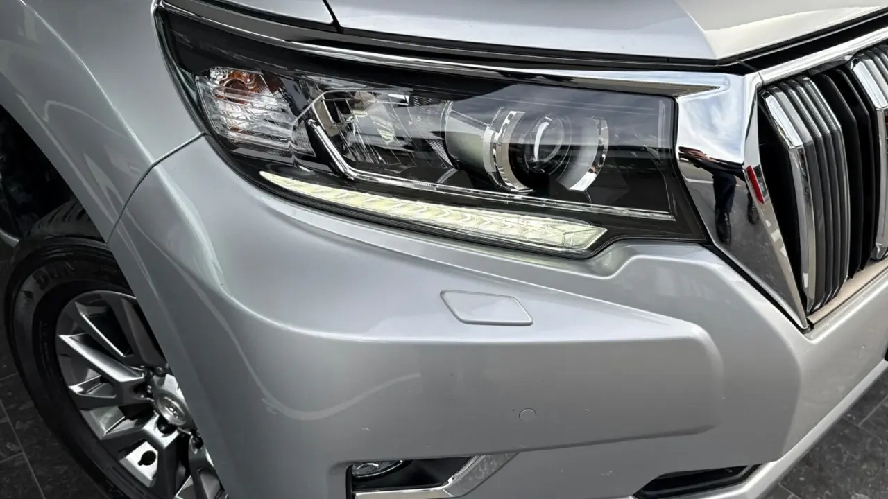 2018 Toyota Prado Gallery Image 2