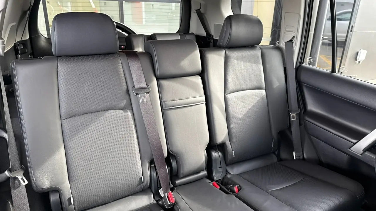 2018 Toyota Prado Gallery Image 6
