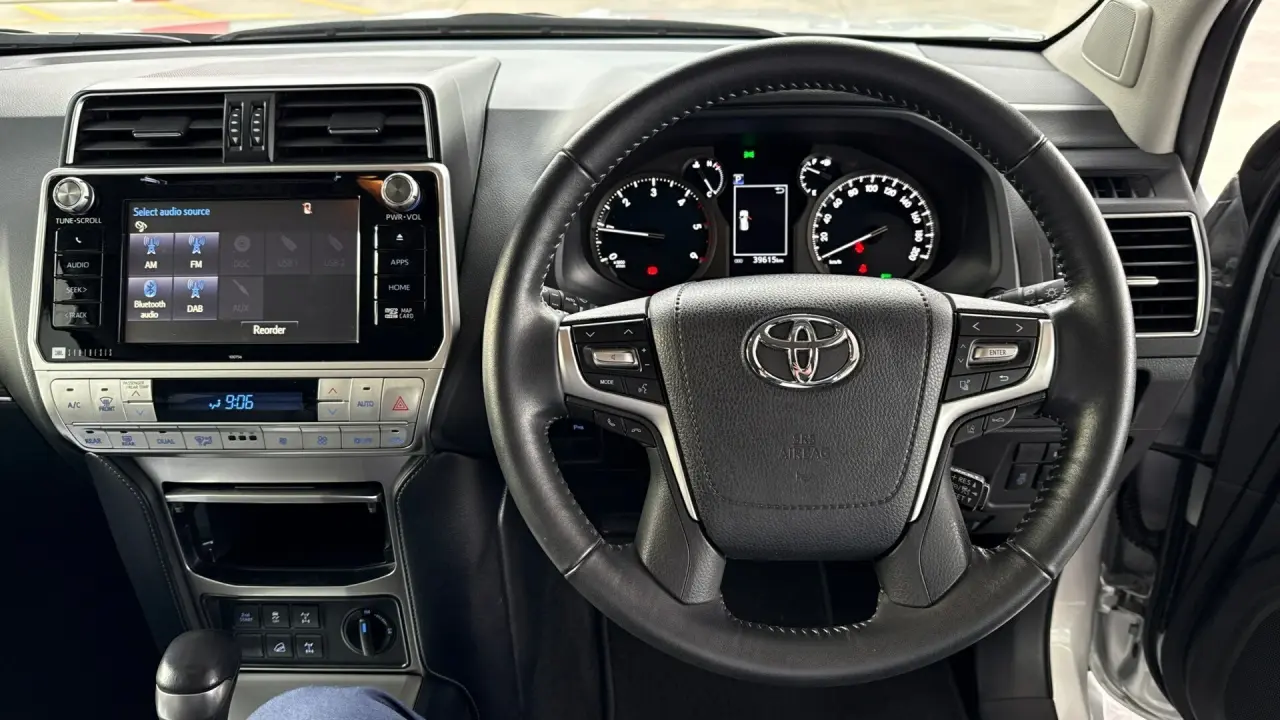 2018 Toyota Prado Gallery Image 9