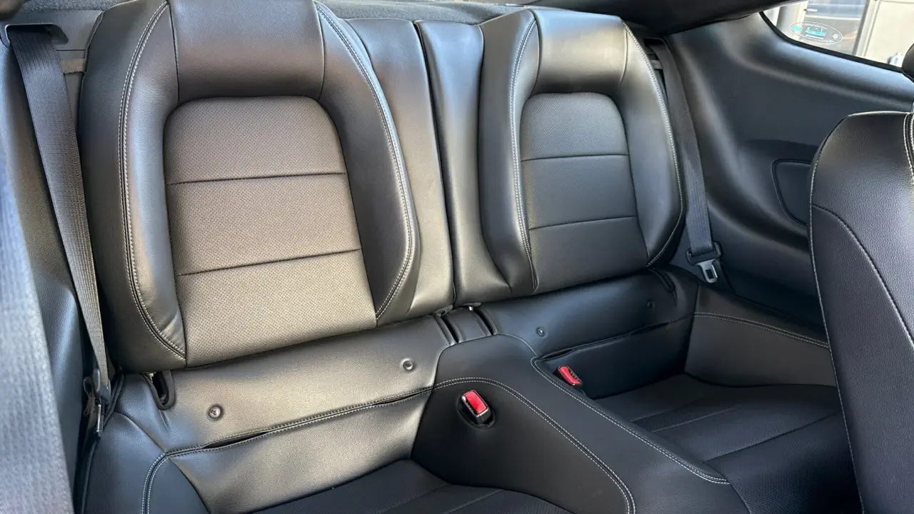 2017 FORD MUSTANG Gallery Image 6