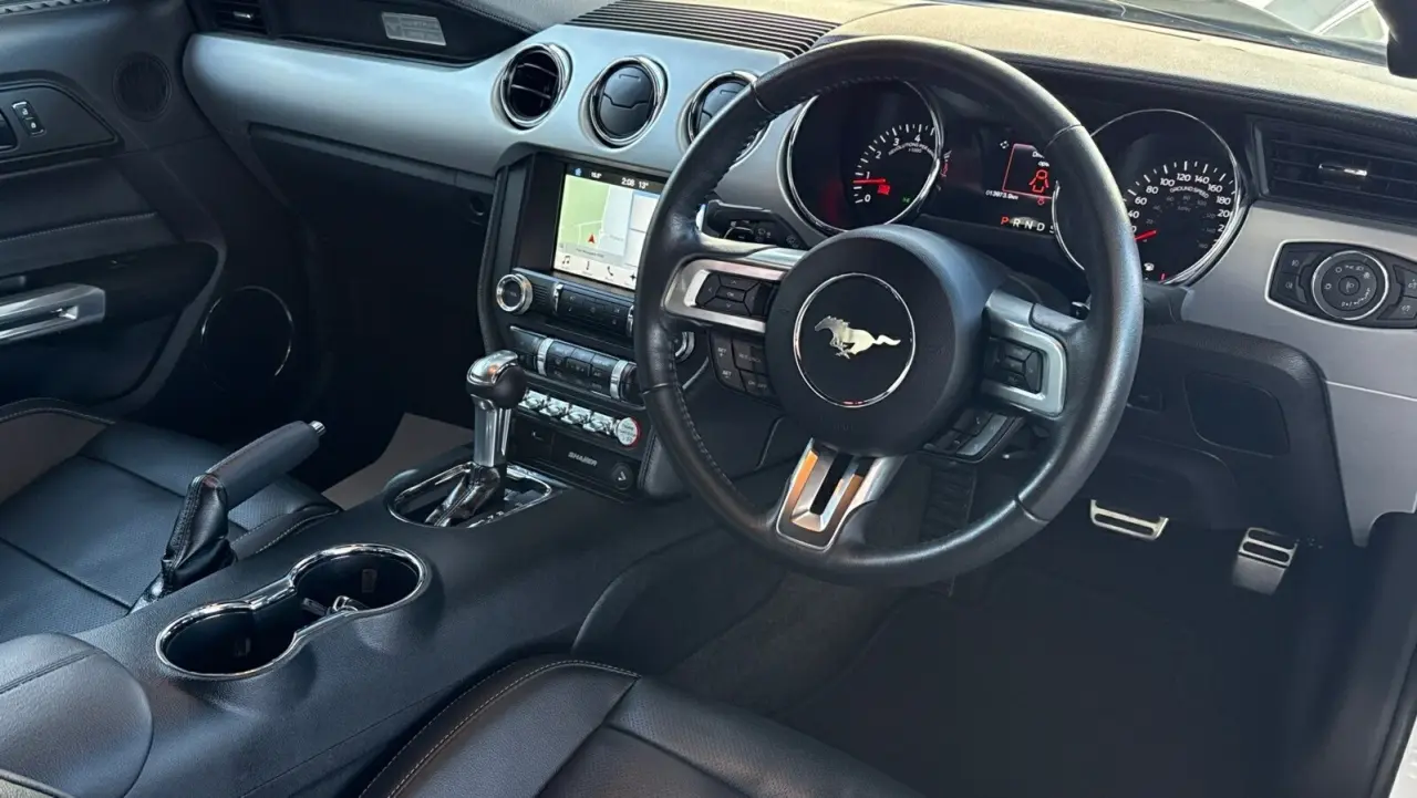 2017 FORD MUSTANG Gallery Image 8