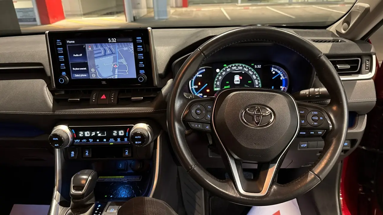 2020 Toyota Rav4 Hybrid Gallery Image 10