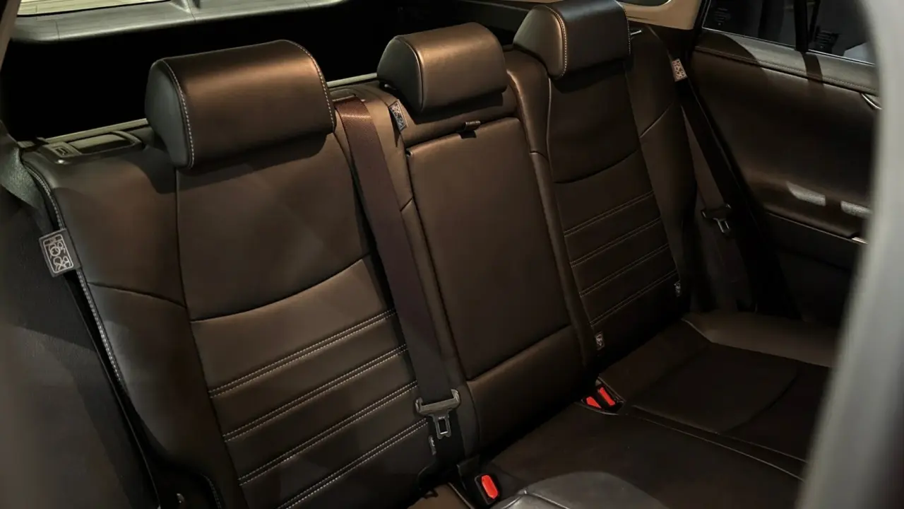 2020 Toyota Rav4 Hybrid Gallery Image 7