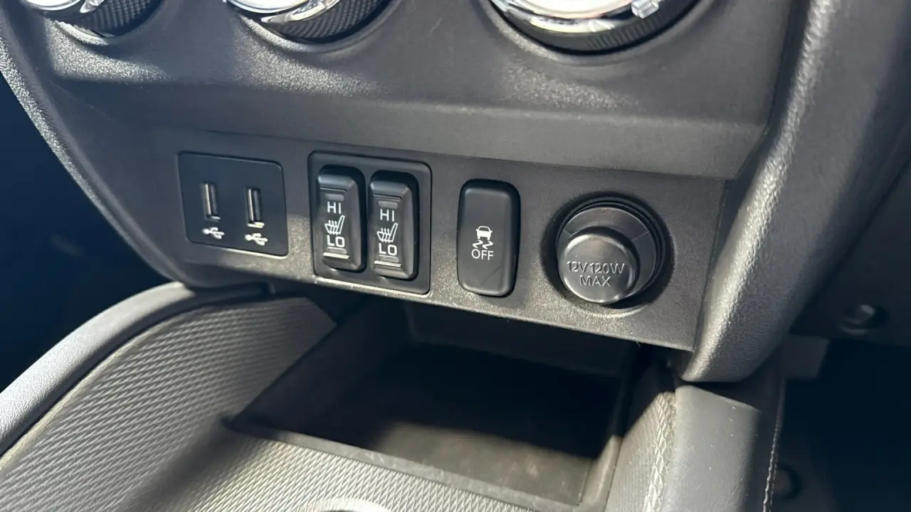 2019 MITSUBISHI ASX Gallery Image 16