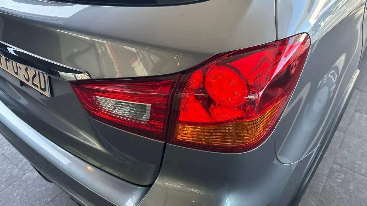 2019 MITSUBISHI ASX Gallery Image 6