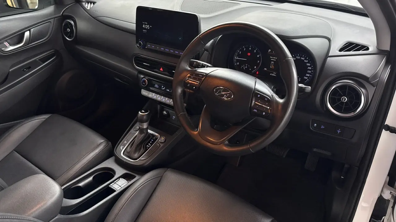 2022 HYUNDAI KONA Gallery Image 10